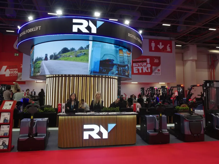 Royal forklift fuar standı