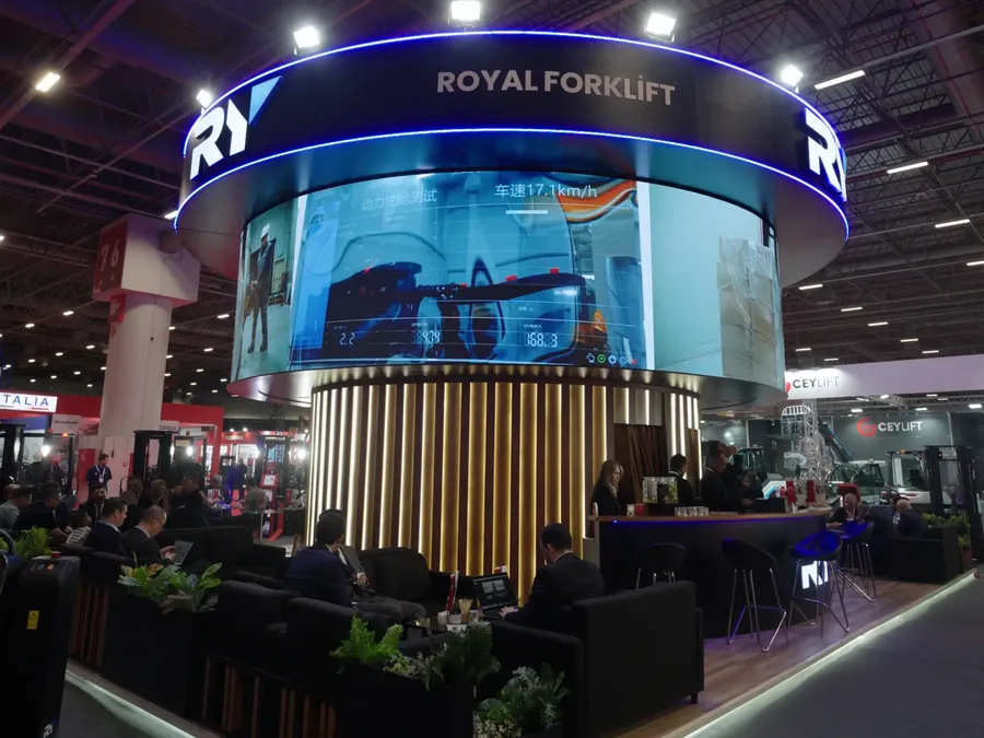 Royal forklift fuar standı