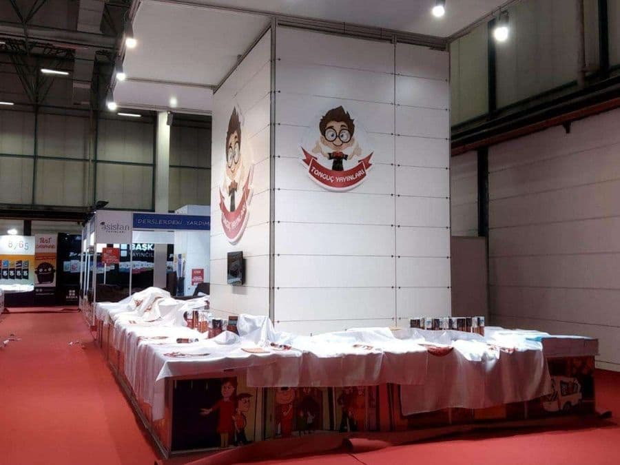 a table with white cloths on it